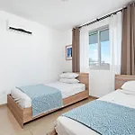 Spitaki 2 Bdr With Pool And Close Proximity To Apartament