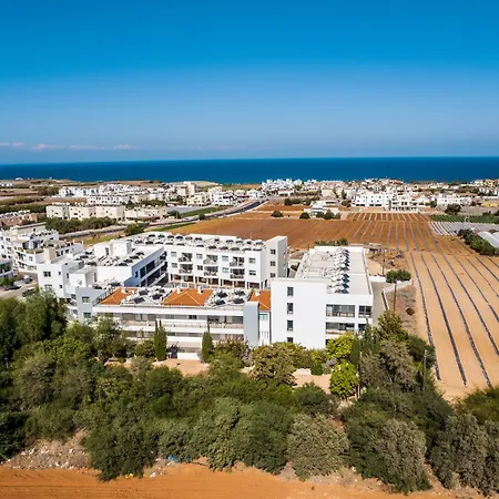 Spitaki 2 Bdr With Pool And Close Proximity To