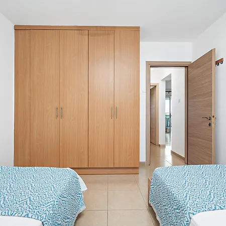 Spitaki 2 Bdr With Pool And Close Proximity To