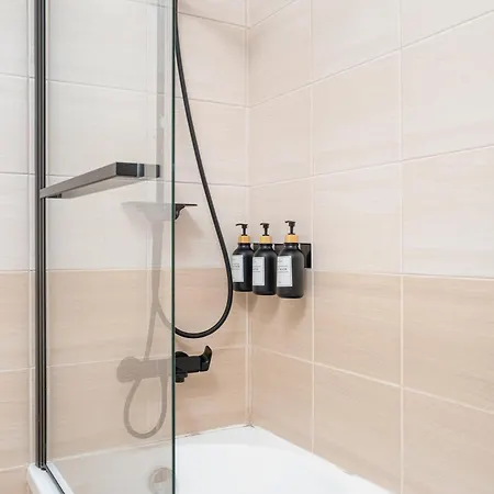 Daire Spitaki 2 Bdr With Pool And Close Proximity To