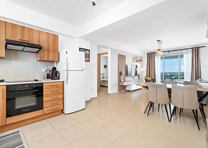 Spitaki 2 Bdr With Pool And Close Proximity To アパート