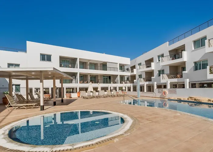 Spitaki 2 Bdr With Pool And Close Proximity To Apartmán *